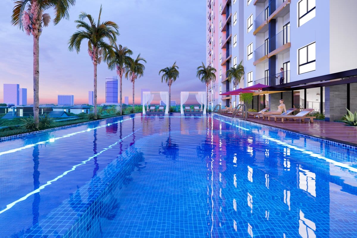 Hồ bơi resort tại căn hộ Minh Quốc Plaza, Phường Bình Dương, TP.HCM lúc hoàng hôn